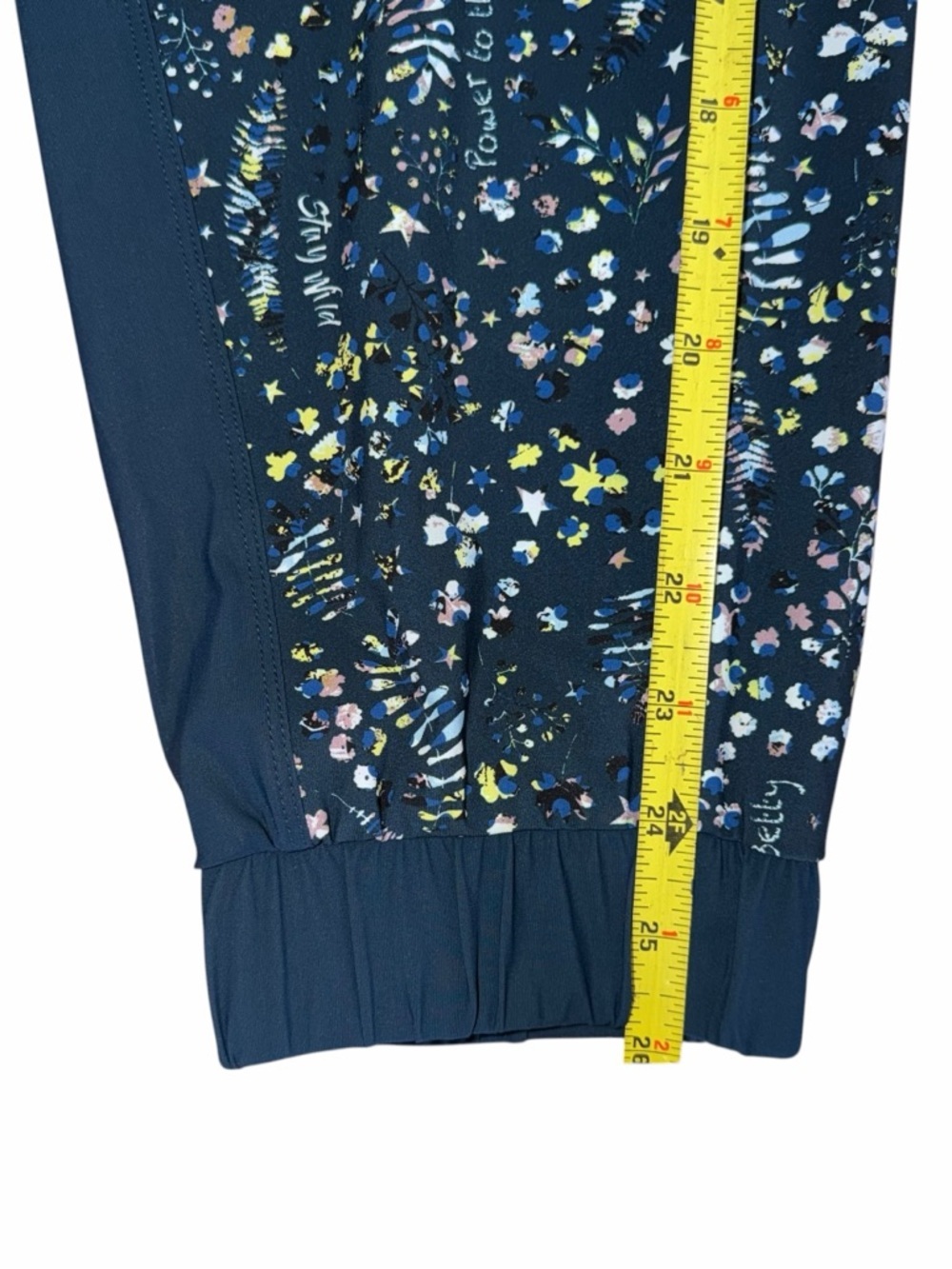 Sweaty Betty Stay Wild Print 7/8 Joggers Blue Floral Athleisure Pants Small - Picture 4 of 10